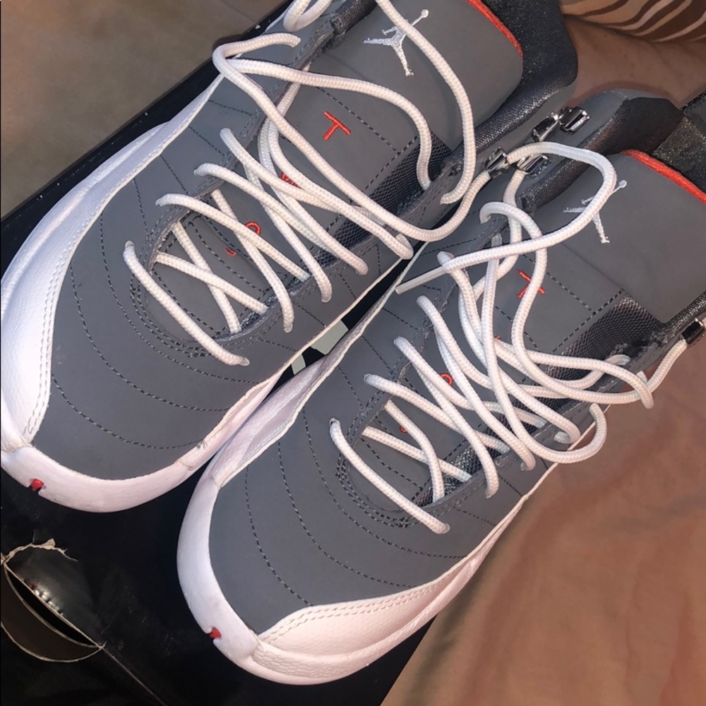 Air Jordan Retro 12